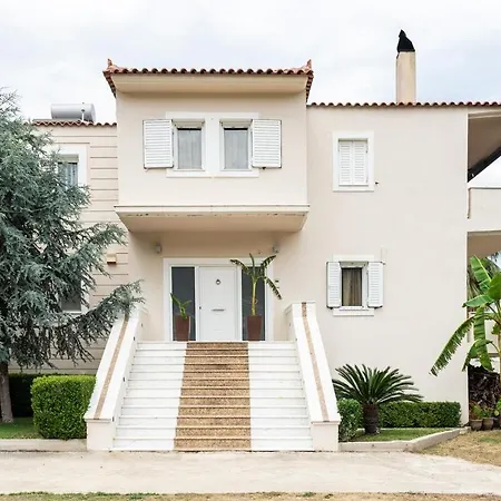 Luxury By The Port Vakantiehuis