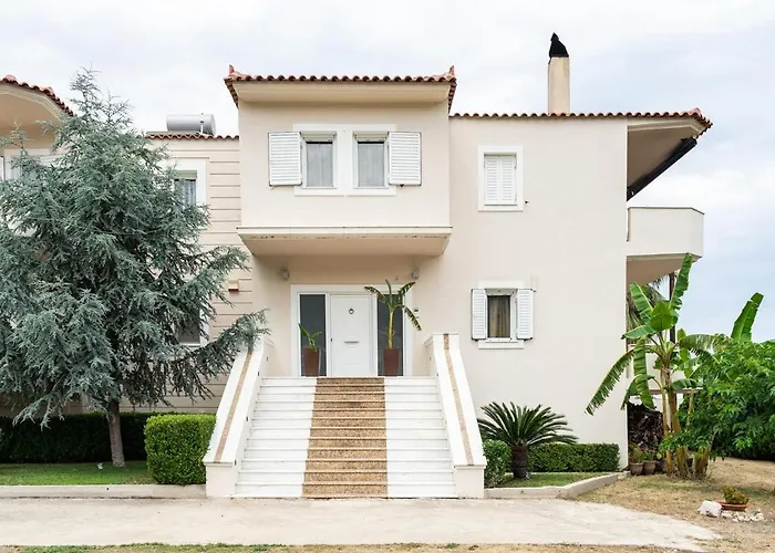 Luxury By The Port Vakantiehuis