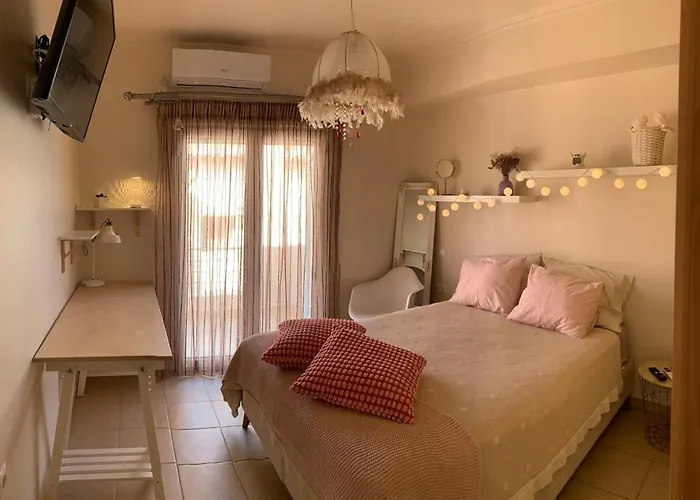 Luxury By The Port *