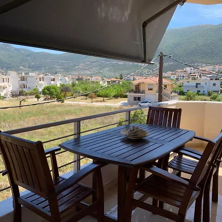 Luxury By The Port *