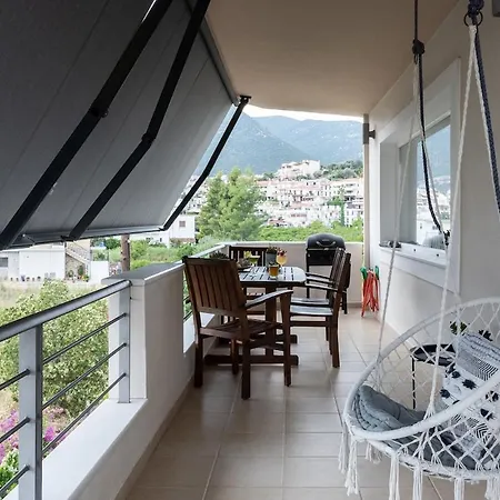 Luxury By The Port *