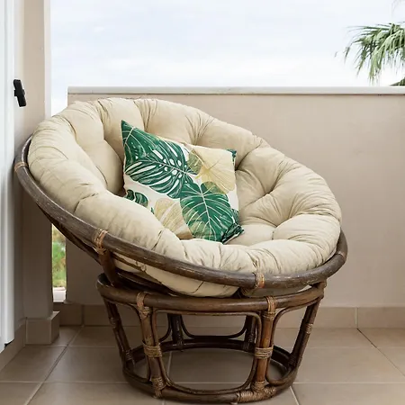 Luxury By The Port *