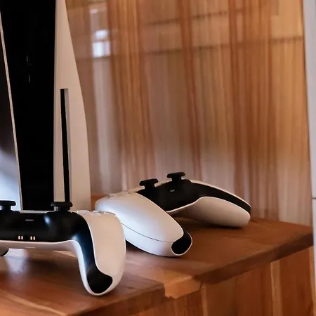 別荘 Luxury By The Port