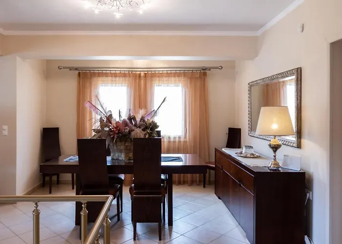 Luxury By The Port Epidaurus