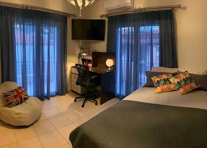 Luxury By The Port Epidaurus